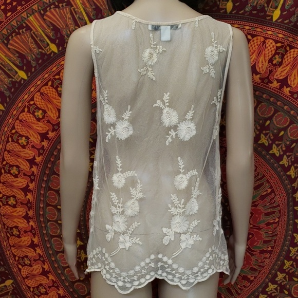 Sheer Mesh Beaded and Embroidered Sleeveless Top Medium - Picture 2 of 4